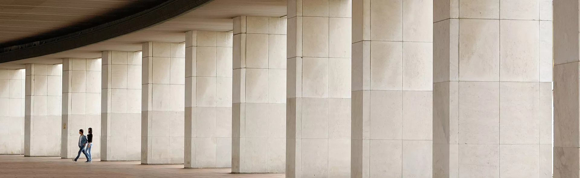 Architektur Beton Säulen
