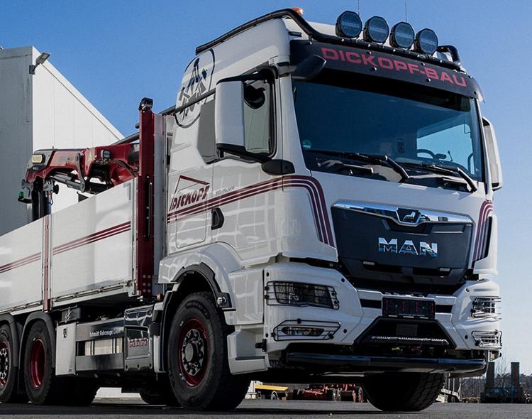 Neuer Lkw Dickopf-Bau Heckkran