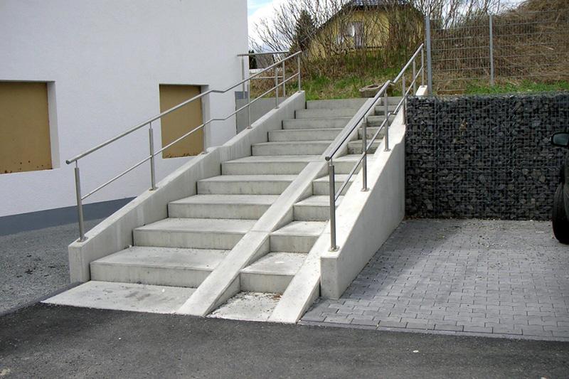 Betonfertigbauteil Treppe Außen 