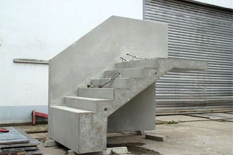 Betonfertigbauteil Baustelle Treppe